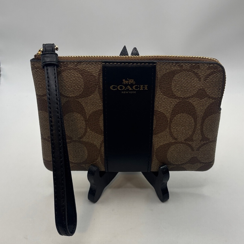 Coach Brown Signature Canvas Wristlet w/ Black Center Stripe corner zip classic